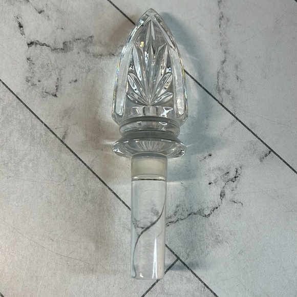 Royal Limited Crystal Traditional Coaster Bottle Stopper Set 2 Piece Bar Set - Picture 8 of 8